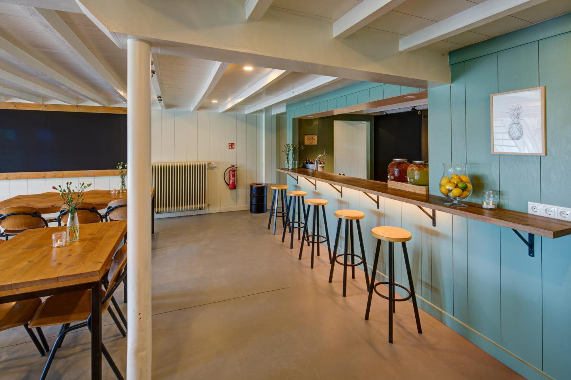 Groepsaccommodatie Fries En Fruitig Nijhuizum Exterior foto